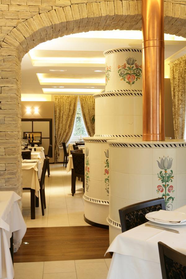 Albergo Ristorante Marcheno Kültér fotó